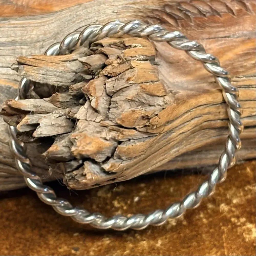 Sterling Silver Twisted Bangle Bracelet 7.25 Inches Vintage 24.6 Grams